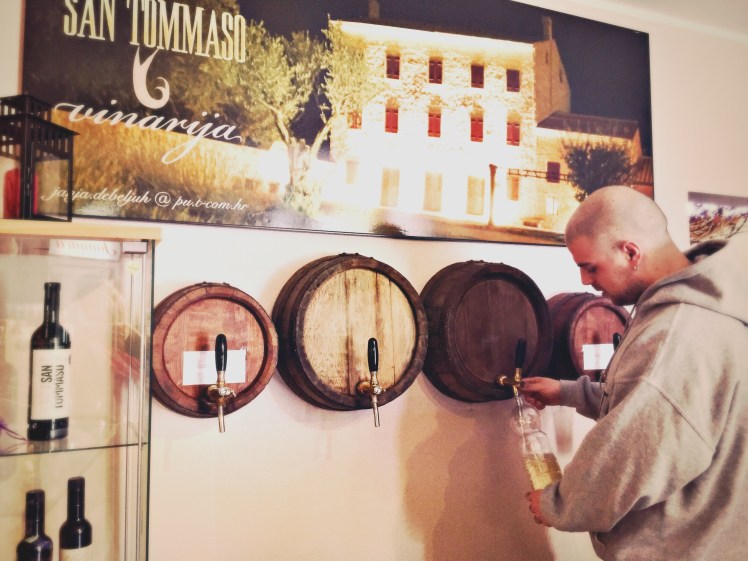 hipstamaticphoto-544552705.231619-1